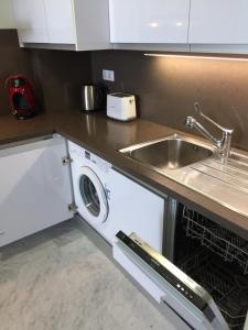 Kuchnia lub aneks kuchenny w obiekcie Precioso piso con unas vistas increíbles