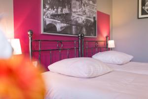 Postel nebo postele na pokoji v ubytování Auberge de la Lesse