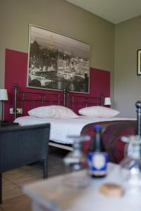 Fotografie z fotogalerie ubytování Auberge de la Lesse v destinaci Celles