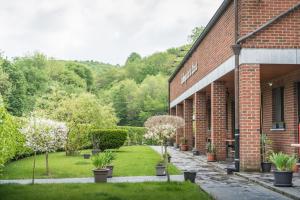 Zahrada ubytování Auberge de la Lesse