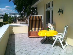 Ein Balkon oder eine Terrasse in der Unterkunft Villa Caprivi - 6