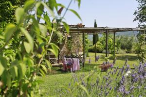 Gallery image of Villa Lorian by Salogi Villas in Argiano +41 photos