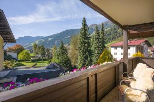 Ein Balkon oder eine Terrasse in der Unterkunft Lieblingsplatz Tirolerhof