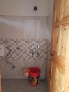 Ένα μπάνιο στο Sunface Homestay