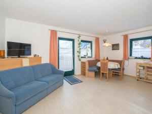 Televízia a/alebo spoločenská miestnosť v ubytovaní Monika Schwaiger, Appartements