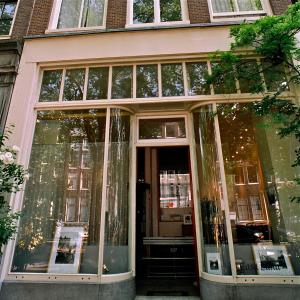 アムステルダムにあるカサ ルナのギャラリーの写真