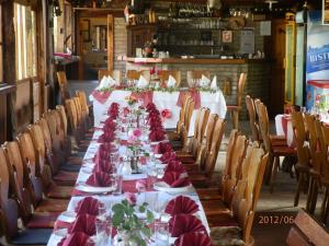 Restoran atau tempat makan lain di Tradicije Cigoc