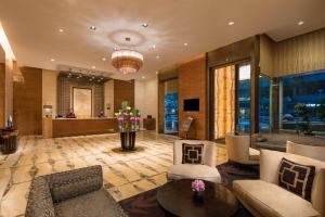 Zdjęcie z galerii obiektu Oakwood Residence Hangzhou - Close to Westlake and Yellow Dragon Stadium w mieście Hangzhou