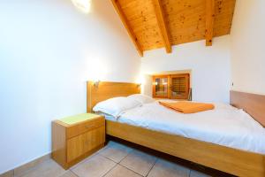 Katil atau katil-katil dalam bilik di Apartments Petar