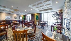 Restaurace v ubytování Monte Carlo Inn Airport Suites