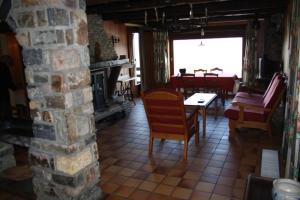 Restoran atau tempat makan lain di Le Piroy