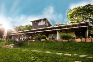 Κήπος έξω από το Rancho Cipo Pousada