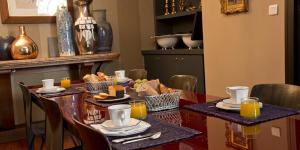 Comida no cama e café (B&B) ou em algum lugar perto