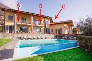 Piscina di Ossuccio Grande C home with pool sleeps 12 by Italian Apartments o nelle vicinanze