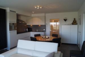 Køkken eller tekøkken på Villa Jalina Sailors Beach