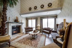 Istumisnurk majutusasutuses Monte Carlo Inn Brampton