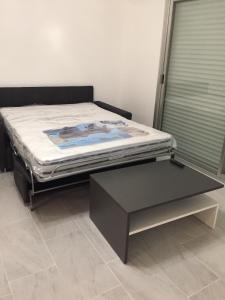 Postel nebo postele na pokoji v ubytování studio avec terrasse parking