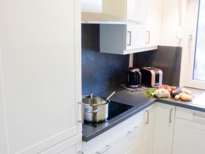 Küche/Küchenzeile in der Unterkunft Ferienwohnung *Wibkes Hüs*