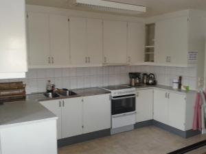 Kuchyň nebo kuchyňský kout v ubytování Skärplinge Gästis B&B