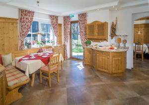 Fotografie z fotogalerie ubytování Pension Lärchenbrunn v destinaci Westendorf
