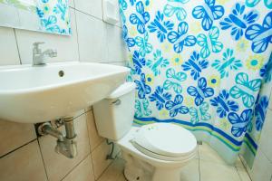 Koupelna v ubytování GV Hotel - Tagbilaran City