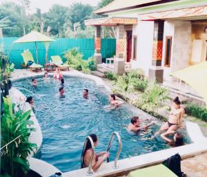 Bazén v ubytování Lembongan Hostel nebo v jeho okolí