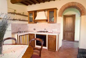 Kuchyňa alebo kuchynka v ubytovaní Villa Bellaria