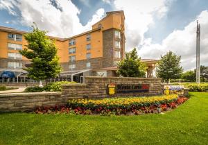Gallery image of Monte Carlo Inn & Suites Downtown Markham in Markham