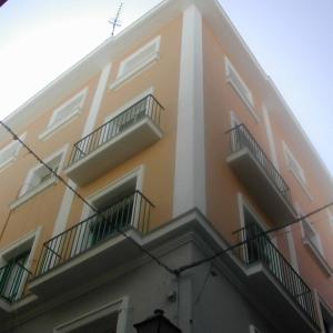 Budova, v ktorej sa apartmán nachádza