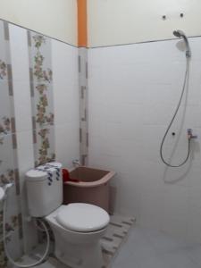 Vonios kambarys apgyvendinimo įstaigoje Yulia Resort