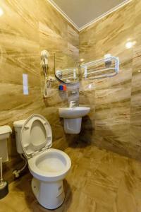 Kupatilo u objektu Tiramisu places Sea view Homestay
