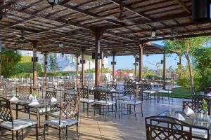 Restaurace v ubytování JAZ Neo Naama Bay