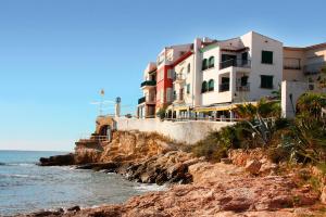 Imagen de la galería de Maison de village près des plages, en Puigpelat