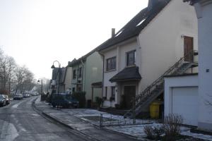 a street with houses on a snowy street at Ana-Marie in Bad Neuenahr-Ahrweiler