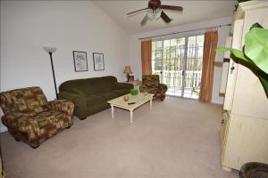 1233 River Crossing Condo