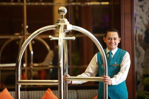 Hotel Ciputra Cibubur managed by Swiss-Belhotel International的员工