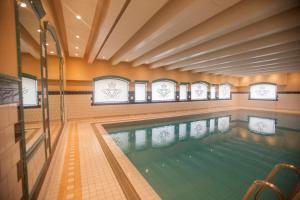 Πισίνα στο ή κοντά στο Fleischer's Motel +25 φωτογραφίες