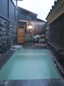 Bazén v ubytovaní Kiyoshigekan alebo v jeho blízkosti