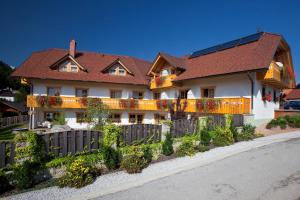 Gallery image of Garni Hotel Berc in Bled