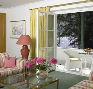 A seating area at Hotel Seehof
