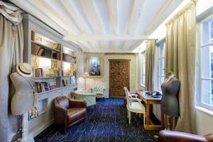 Gallery image of Hotel Bonaparte in Paris