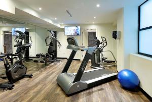 Posilňovňa alebo fitness centrum v ubytovaní Eurostars Langford