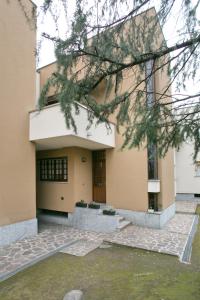 The building in which the holiday home is located