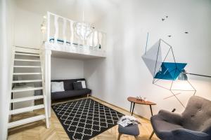 BpR Colorlib Art Apartment 1072 Budapest, 24 Akácfa utca kép - 2