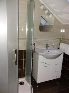Kúpeľňa v ubytovaní Kaiser Apartman