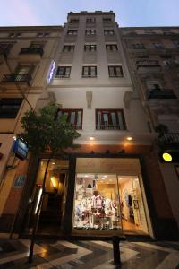 Gallery image of Hostal Victoria in Málaga