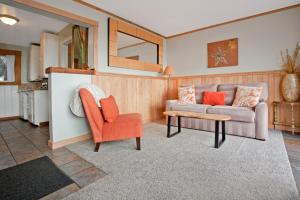Posezení v ubytování Agate Beach Motel