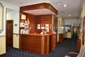 The lobby or reception area at Hostal Edreira