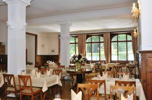 Restavracija oz. druge možnosti za prehrano v nastanitvi Hotel Fravi