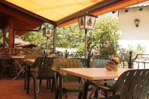Restaurace v ubytování Hotel-Gasthaus Engel Luttingen